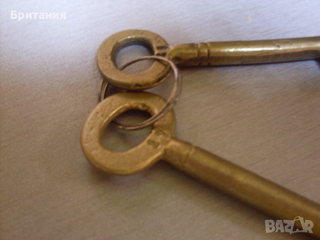 Бронзови ключове- 2бр. комплект., снимка 4 - Антикварни и старинни предмети - 52939212