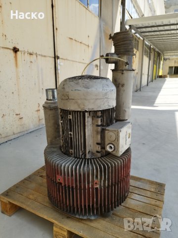 Многостъпална вакуум помпа тип въздуходувка Simens 