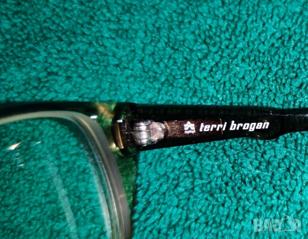 Terri Brogan - оригинални очила за рамки , снимка 10 - Слънчеви и диоптрични очила - 36532682