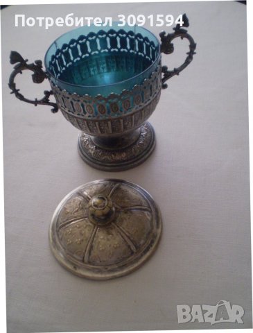 Стара захарница бонбониера  ВМФ Уникат с оригиналното стъкло  wmf, снимка 2 - Антикварни и старинни предмети - 37460864