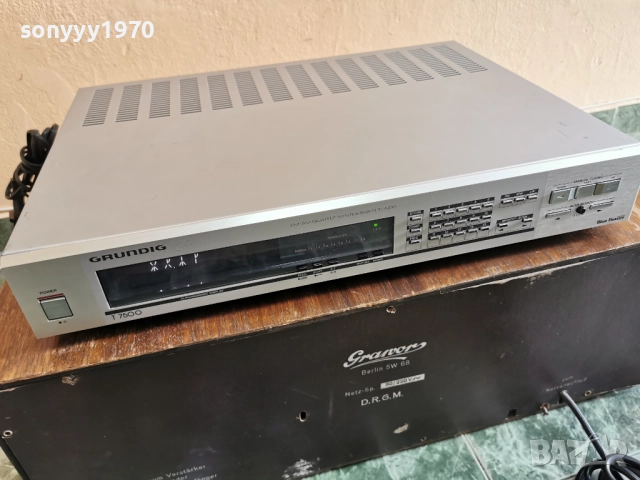 GRUNDIG Т 7500А TUNER-ВНОС SWISS 1112251655, снимка 2 - Ресийвъри, усилватели, смесителни пултове - 52738547