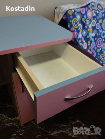 Детско бюро, снимка 3 - Мебели за детската стая - 51923783