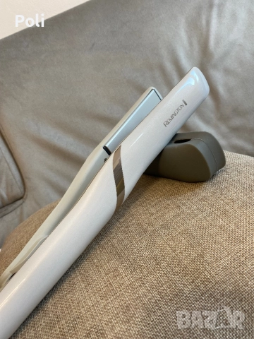 Преса за коса на пара Remington S9001 HYDRAluxe Pro, снимка 3 - Друга електроника - 52813480