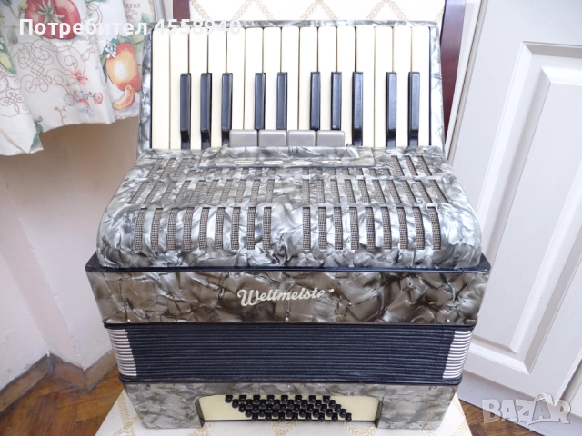 Акордеон Weltmeister – винтидж украса, декор - дом или заведение