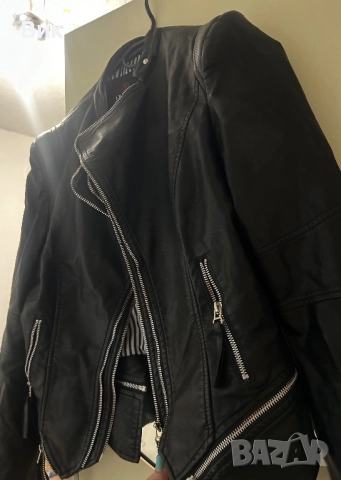 Кожено дамско яке 