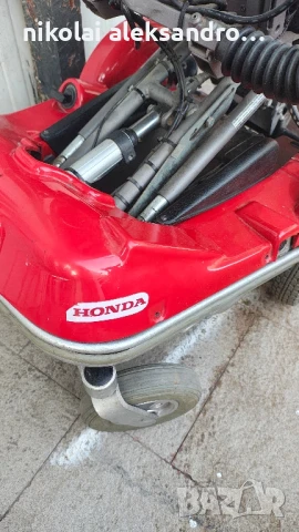 детска електрическа количка Honda, снимка 4 - Инвалидни скутери - 50774820