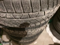 Зимни 235 70 16 , снимка 1