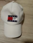 Шапка Tommy Hilfiger , снимка 1