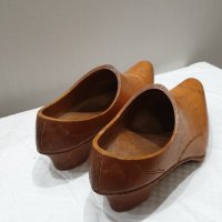 Стари дървени холандски ръчно изработени обувки с токче, снимка 5 - Антикварни и старинни предмети - 43244939