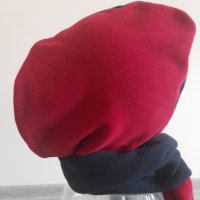 Зимна шапка от полар в два цвята с две лица и шал, снимка 4 - Шалове - 43154319