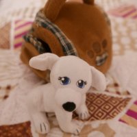 Плюшено куче с чанта, снимка 1 - Плюшени играчки - 35495122