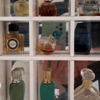 Колекционерска витрина маркови парфюми, снимка 9 - Колекции - 40608821