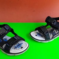 Английски детски сандали-2 цвята, снимка 2 - Детски сандали и чехли - 28759287