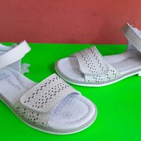 Английски детски сандали естествена кожа , снимка 1 - Детски сандали и чехли - 33407020