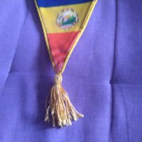 Румъния футболен флаг винтидж 16х11см-ресни 3см, снимка 5 - Футбол - 39110435