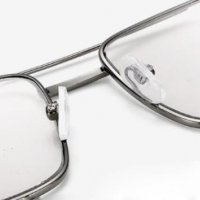 Стилни Слънчеви Фотохроматични Очила с Изключително Здрава Алуминиево-Магнезиева Рамка Защитен Калъф, снимка 3 - Слънчеви и диоптрични очила - 32312378