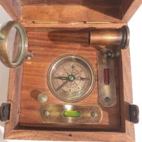 Секстант с компас в дървена кутия, снимка 2 - Морски сувенири - 43258511