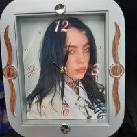 Стенен часовник Били Айлиш / Billie Eilish, снимка 3 - Стенни часовници - 27372018