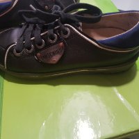 Детски обувки MOSCHINO ,номер 30. ОРИГИНАЛНИ!Купени от Италия., снимка 1 - Детски маратонки - 26686324