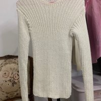 Ръчно плетен пуловер , снимка 2 - Блузи с дълъг ръкав и пуловери - 43477119