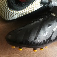 UMBRO Football Boots Kids Размер EUR 31,5 детски бутонки с лепка 5-14-S, снимка 8 - Детски маратонки - 43168181