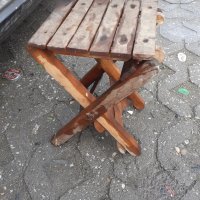 Соц.малко дървено столче, снимка 1 - Екипировка - 39562535