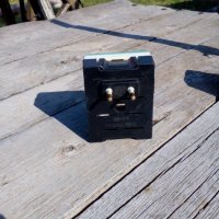 Старо зарядно устройство ЗУ-01, снимка 2 - Антикварни и старинни предмети - 26328184