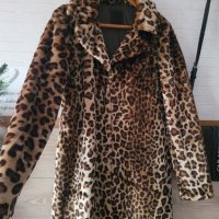 Тигрово палто , снимка 1 - Палта, манта - 43135870