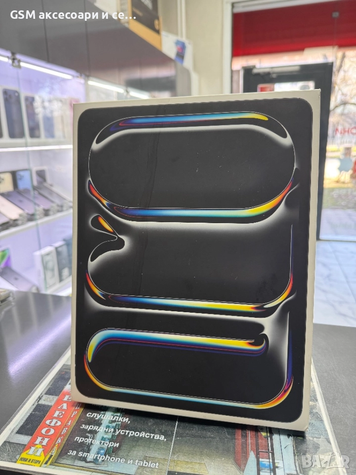 iPad Pro 13-inch (M5) Wi-Fi + Cellular 256GB, снимка 1