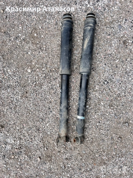 Амортисьори задни за Тойота Аурис.2007-2012г., снимка 1