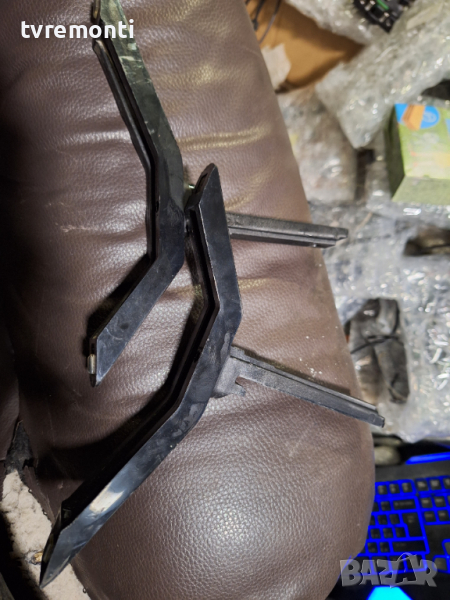 крачета за телевизор GRUNDIG модел 49 GUB 8762, снимка 1