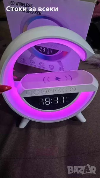 Тонколона с LED светлинки и станция за безжично зареждане. , снимка 1