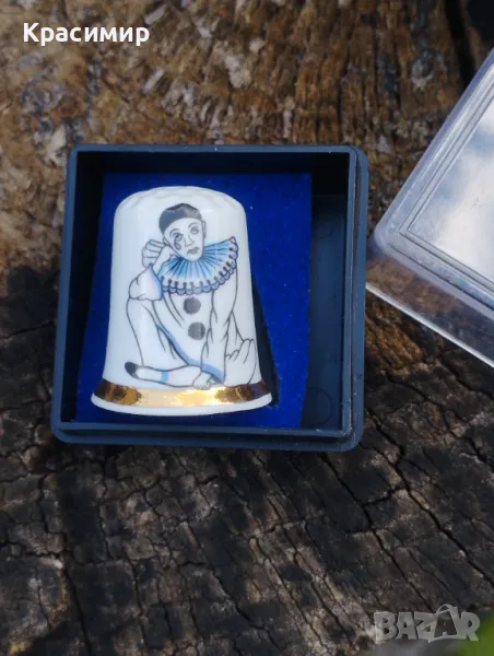 Винтидж напръстник Пиеро от костен порцелан, произведен в Англия, снимка 1