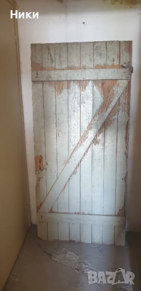 Дървена врата за мазе, таванско помещение или ограда., снимка 1