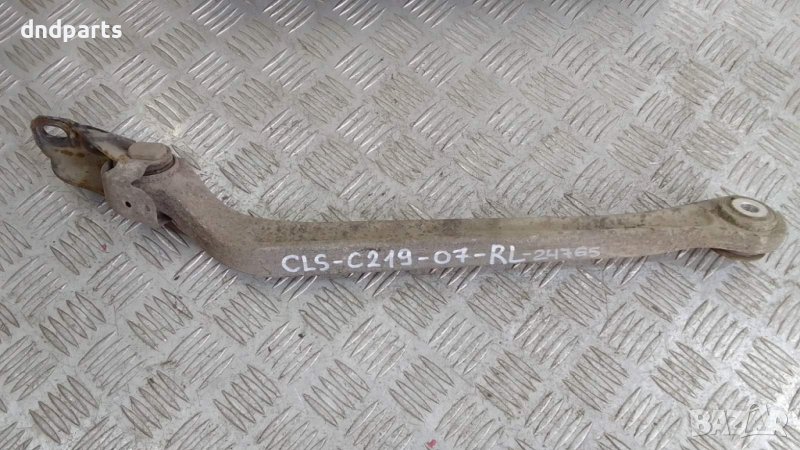 Носач Mercedes CLS320 CDI C219 2007г.(заден ляв)	, снимка 1