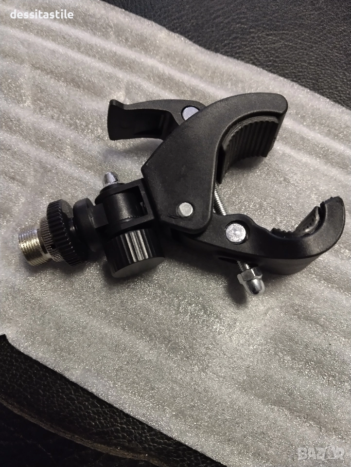 Стойки и клипсове за микрофони, снимка 1