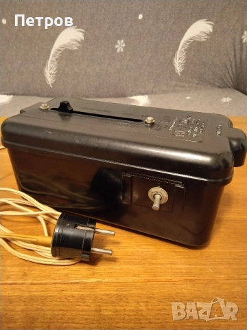 Продавам стар руски ръчно регулируем стабилизатор на напрежение Модел МЗП АТ 250 М2, снимка 6 - Антикварни и старинни предмети - 51409605