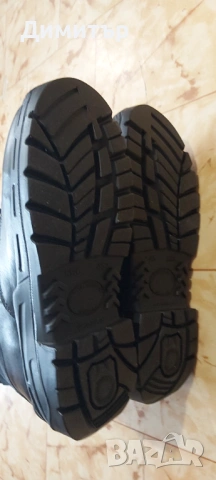 Продавам черни кубинки  естествена кожа номер 45 нови, снимка 4 - Мъжки боти - 39212020