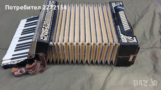 Акордеон HOHNER 60 баса, снимка 3 - Акордеони - 36781212