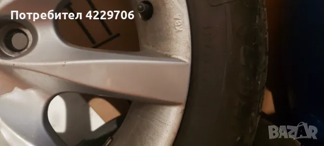 Летни гуми с джанти за Рено, снимка 3 - Гуми и джанти - 50082163