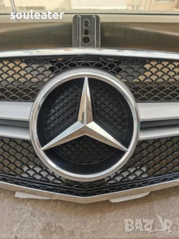 Решетка/маска с емблема тип AMG E63 за Mercedes W212 2009/2013, снимка 2 - Части - 49611852