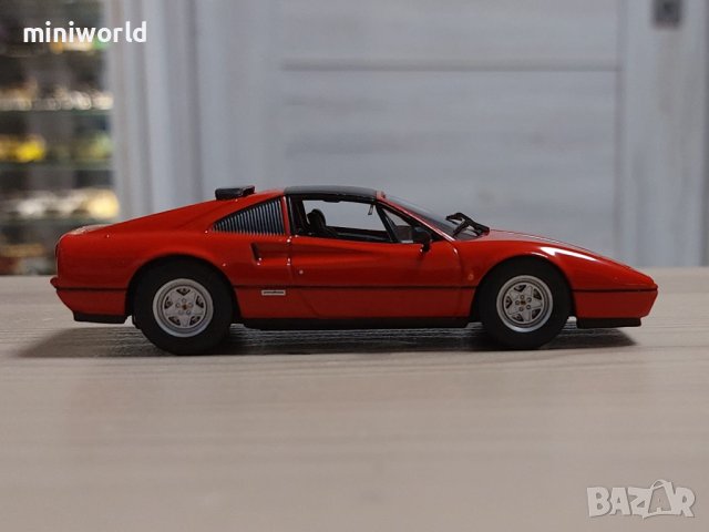 Ferrari 328 GTS Testarosa 1985 - мащаб 1:43 на IXO/Altaya моделът е нов в кутия, снимка 5 - Колекции - 43620780