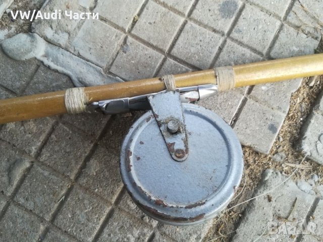 Стара въдица с макара, снимка 2 - Антикварни и старинни предмети - 33500866