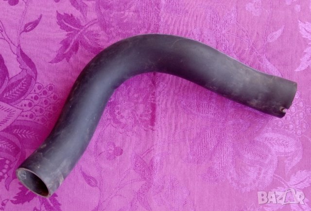 гумен маркуч Mercedes E W210