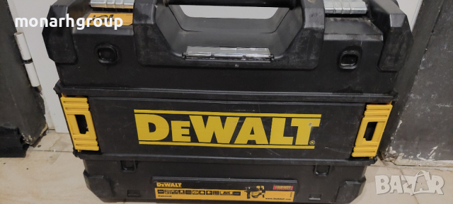 Перфоратор DEWALT D25333K 950W, снимка 5 - Други инструменти - 44900609