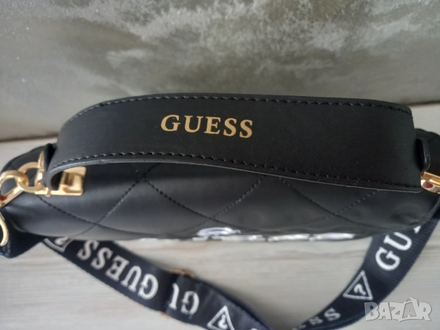 Guess - дамска чанта, снимка 8 - Чанти - 51492155