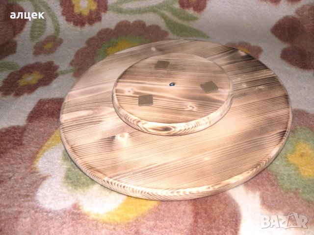 Дървен въртящ поднос, снимка 2 - Прибори за хранене, готвене и сервиране - 39589694