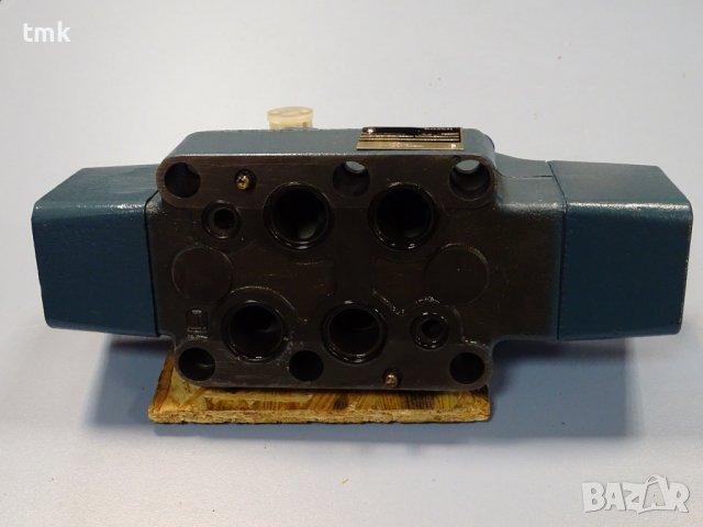 Хидравличен разпределител Bosch 0810 010 952, 0810 091 404 96VDC directional control valve, снимка 9 - Резервни части за машини - 37836095