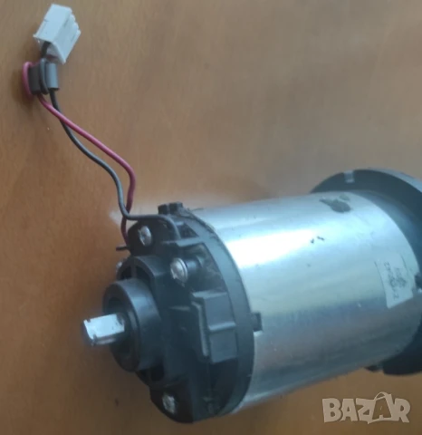 Мотор 230VDC за кафемелачката от кафеавтомат,Philips-Saeco/SUP-020=2лв, снимка 2 - Други машини и части - 51137160