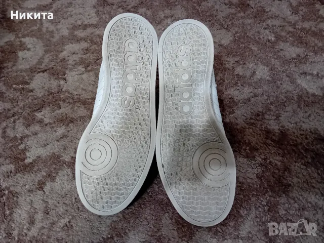 Адидас кожен 43 номер-Индонезия, снимка 3 - Маратонки - 47397748